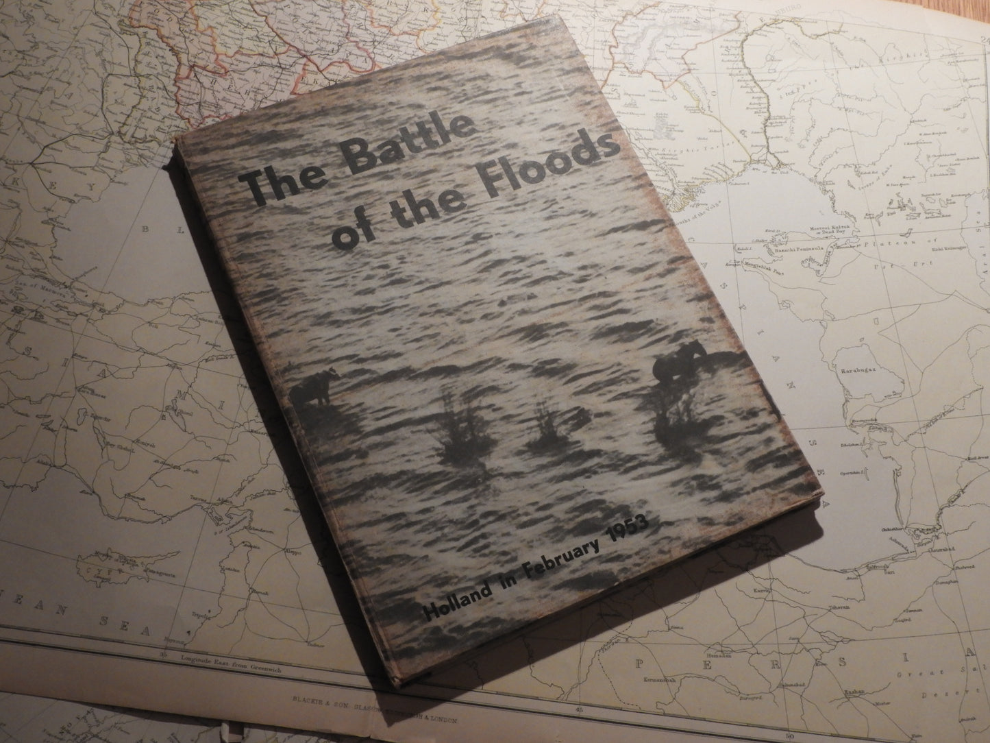 Battle of the Floods - Holland Feb 1953 With Map Insert